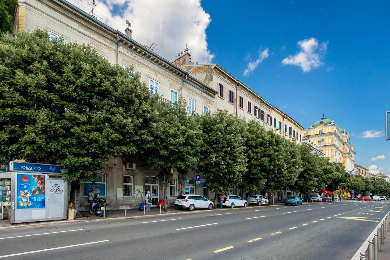 Apartments Carpathia Rijeka Luaran gambar